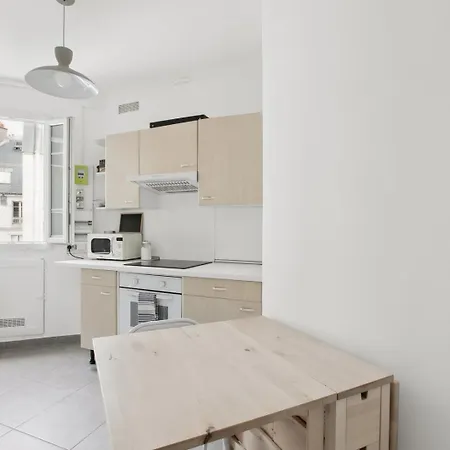 Apartment Le Joli T2 De La Nation